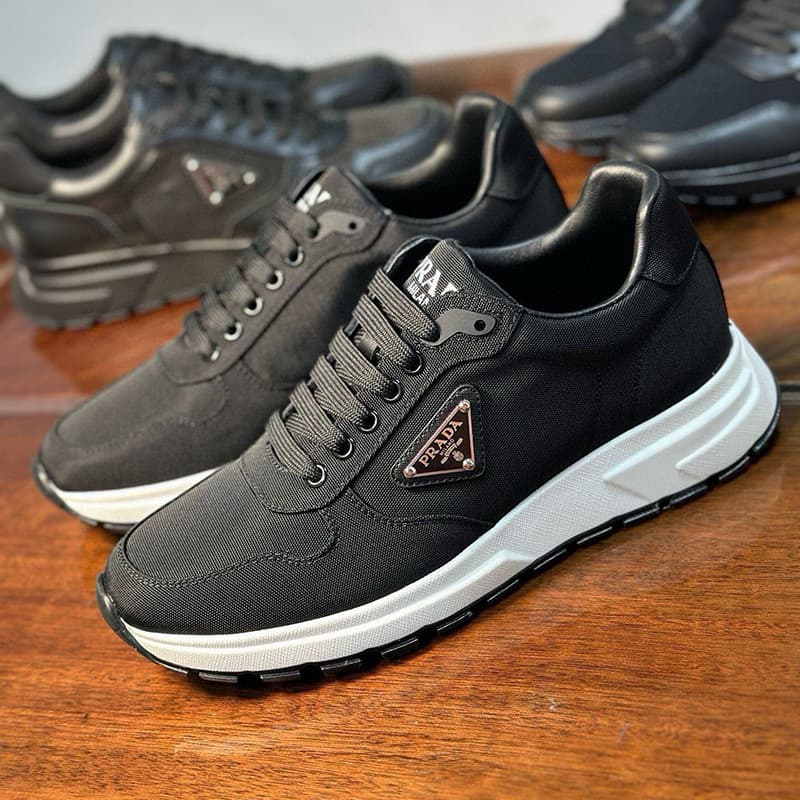 Baskets en toile tendance pour hommes, chaussures de course à lacets, respirantes, polyvalentes, à semelle épaisse