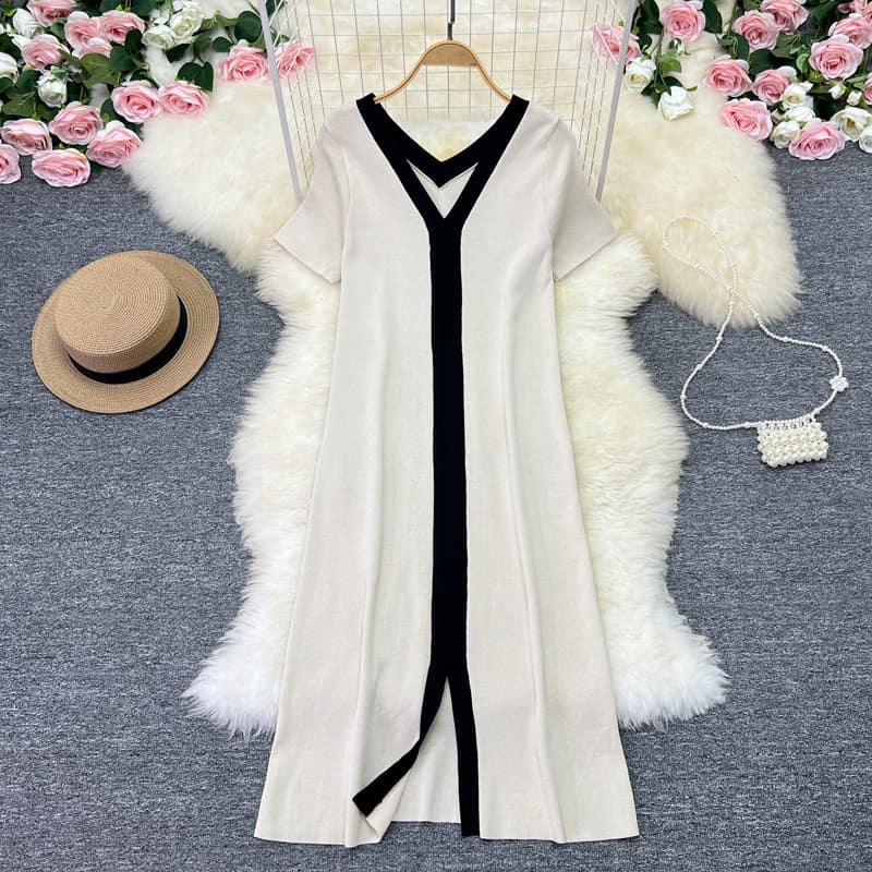 Women's spring and summer new style niche high-end contrast color splicing short-sleeved loose straight casual long skirt