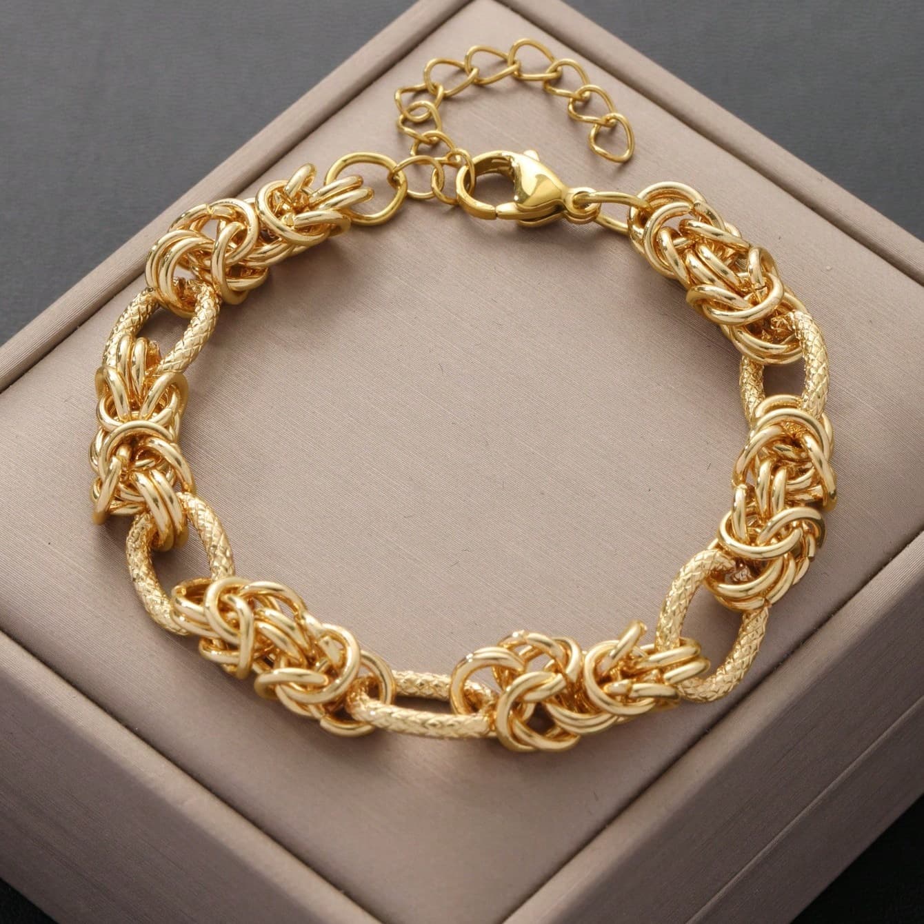 New Simple Minimalist Style Women's Cuban Thick Chain Bracelet Fashion Hip Hop Jewelry