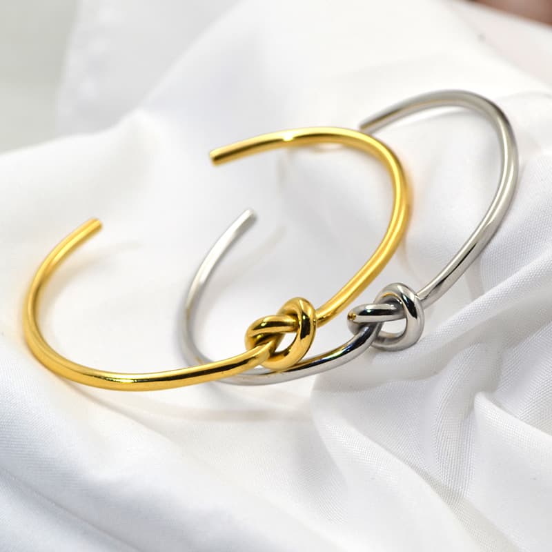 Women's Jewelry Metal Love Knotted Bracelets Titanium Steel Bracelet Open Rose Gold Hand Jewelry Twisted Knot