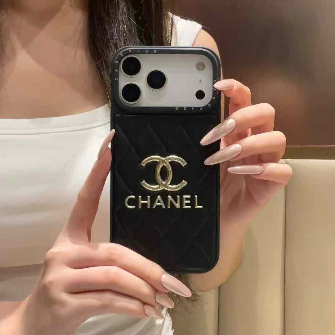 Coque souple haut de gamme à motif nid d'abeille style Chanel, petite taille, série Gilding, compatible avec iPhone 17 Pro Max et iPhone 16.