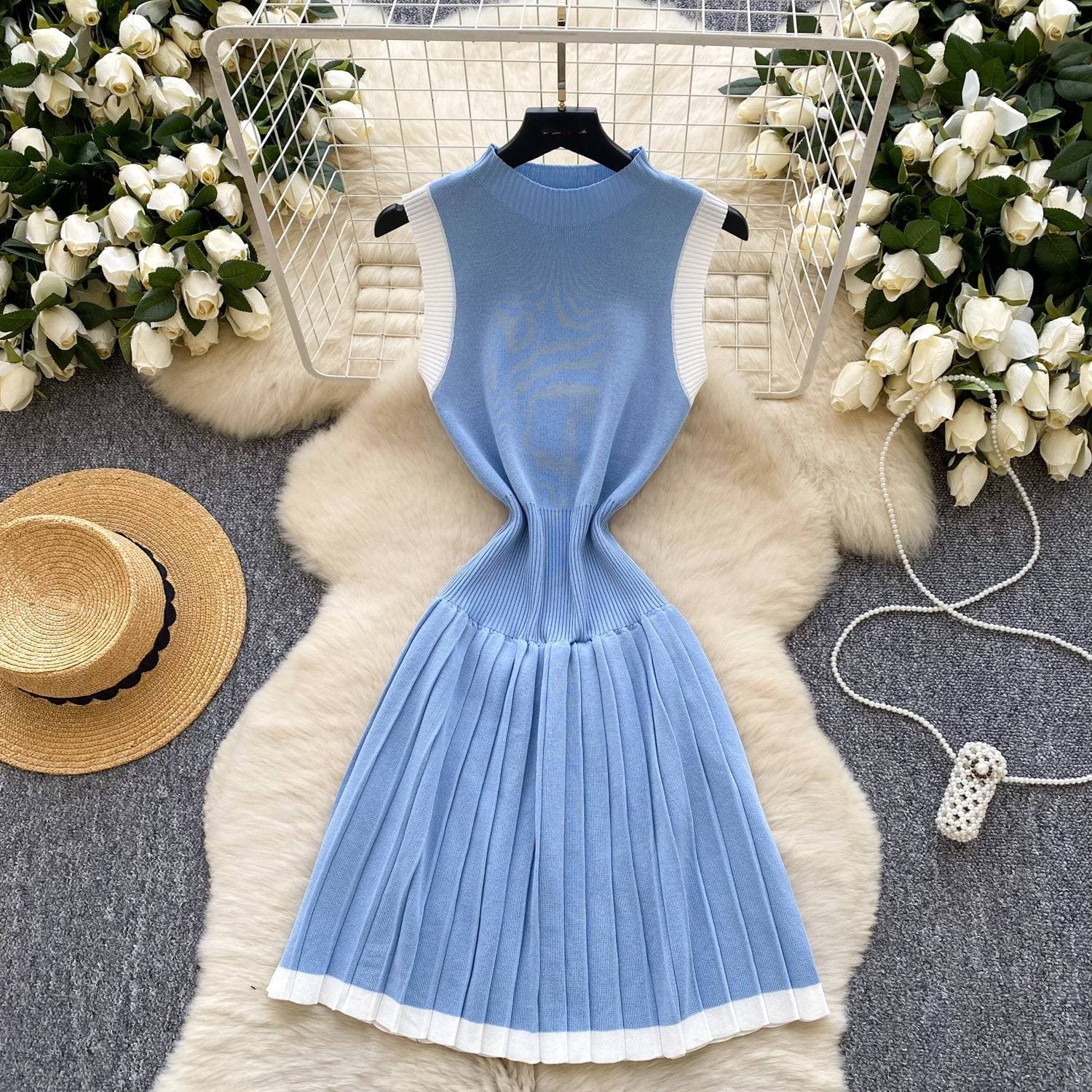 Women's Clothing High End Niche Knitted Dress For Women In Summer Retro Waist Slimming Contrast Color Stitching Pleated Vest Skirt