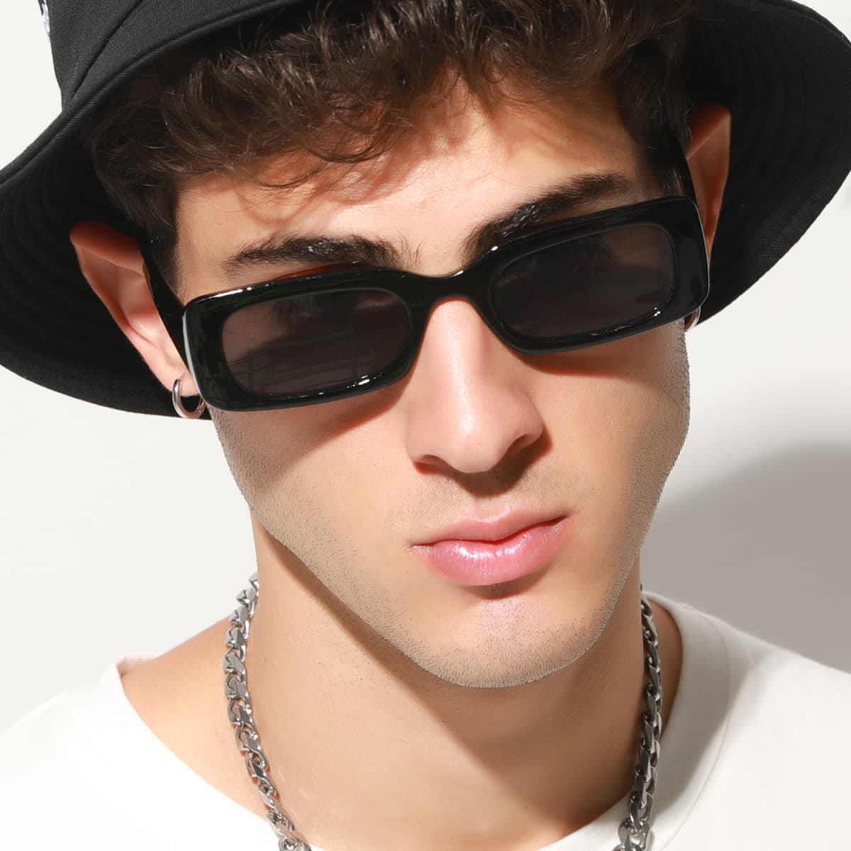 Unisex Retro Small Frame Square Sunglasses For Men And Women Trend Simple Street Shot Sunglasses Glasses