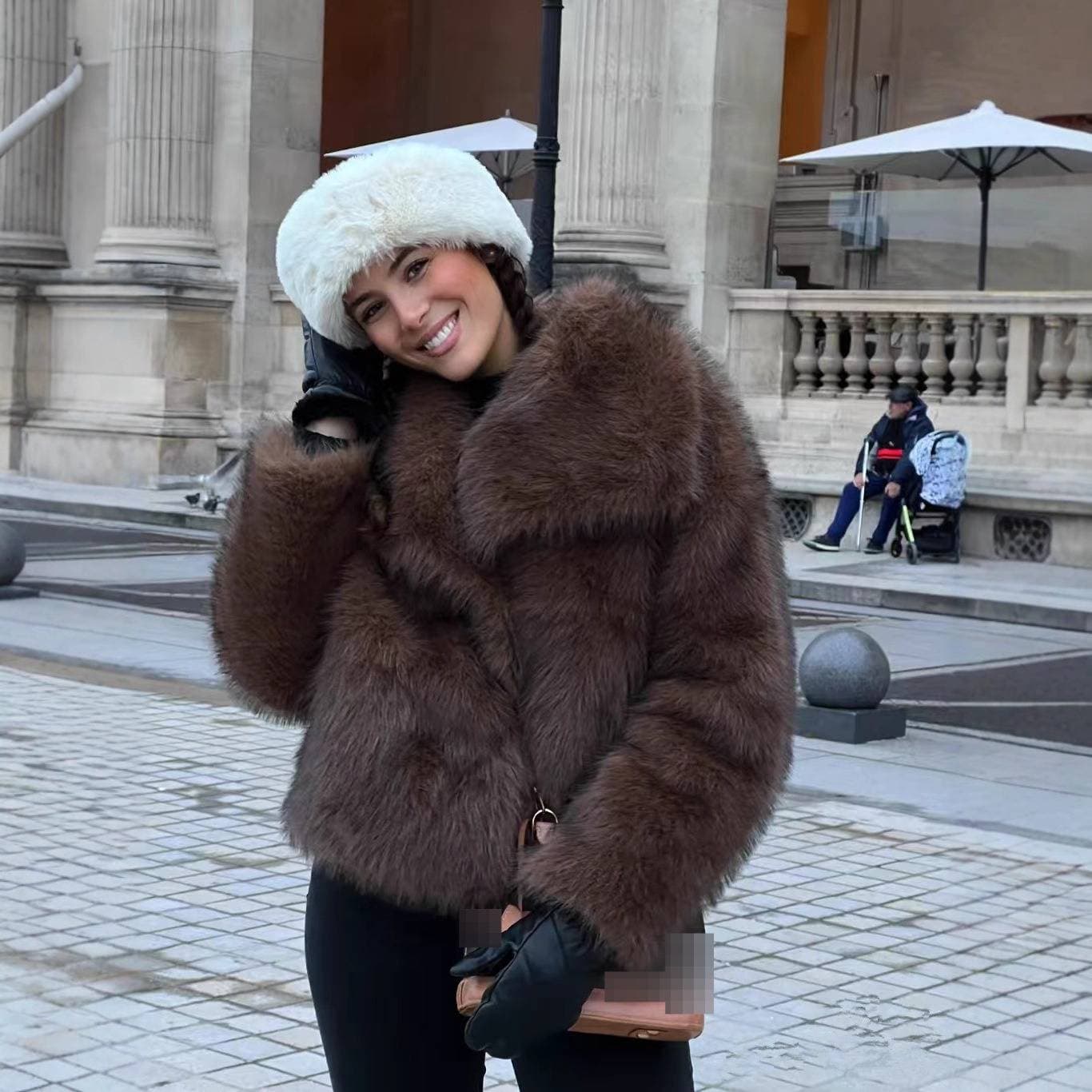 Women's Clothing ​​Luxury Faux Fur Coat With Wide Lapel - Short Elegant Fox-Like Faux Fur Jacket For Women (Brown With Black Tips)​​