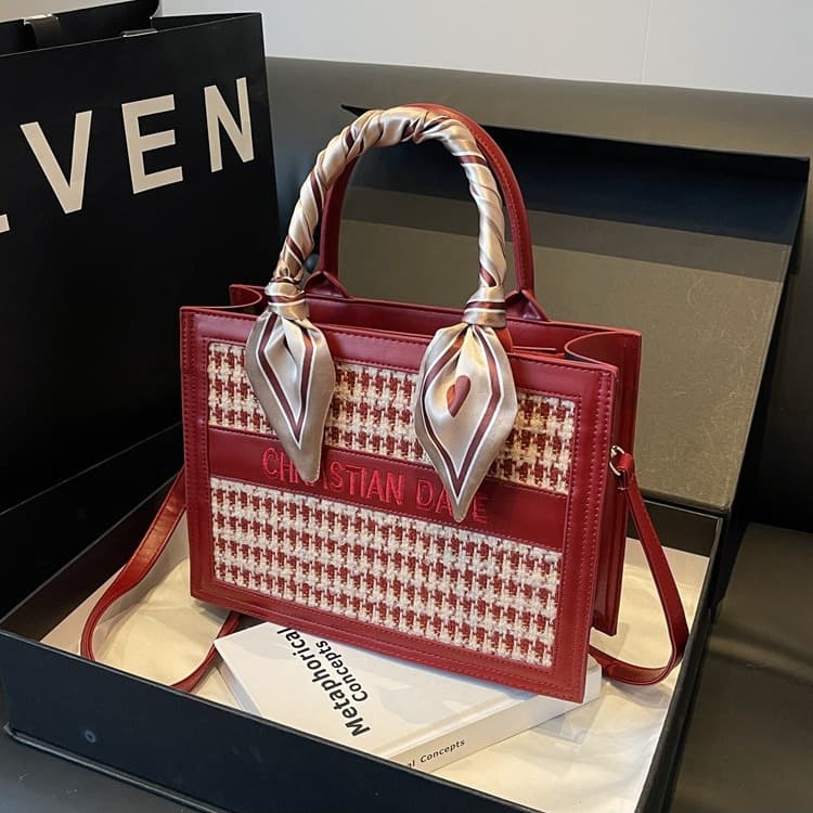 Wedding Bag Large Capacity Bag Women Can Usually Use Red Envelope Handbag Red Wedding Special Women's Bag Bridal Bag