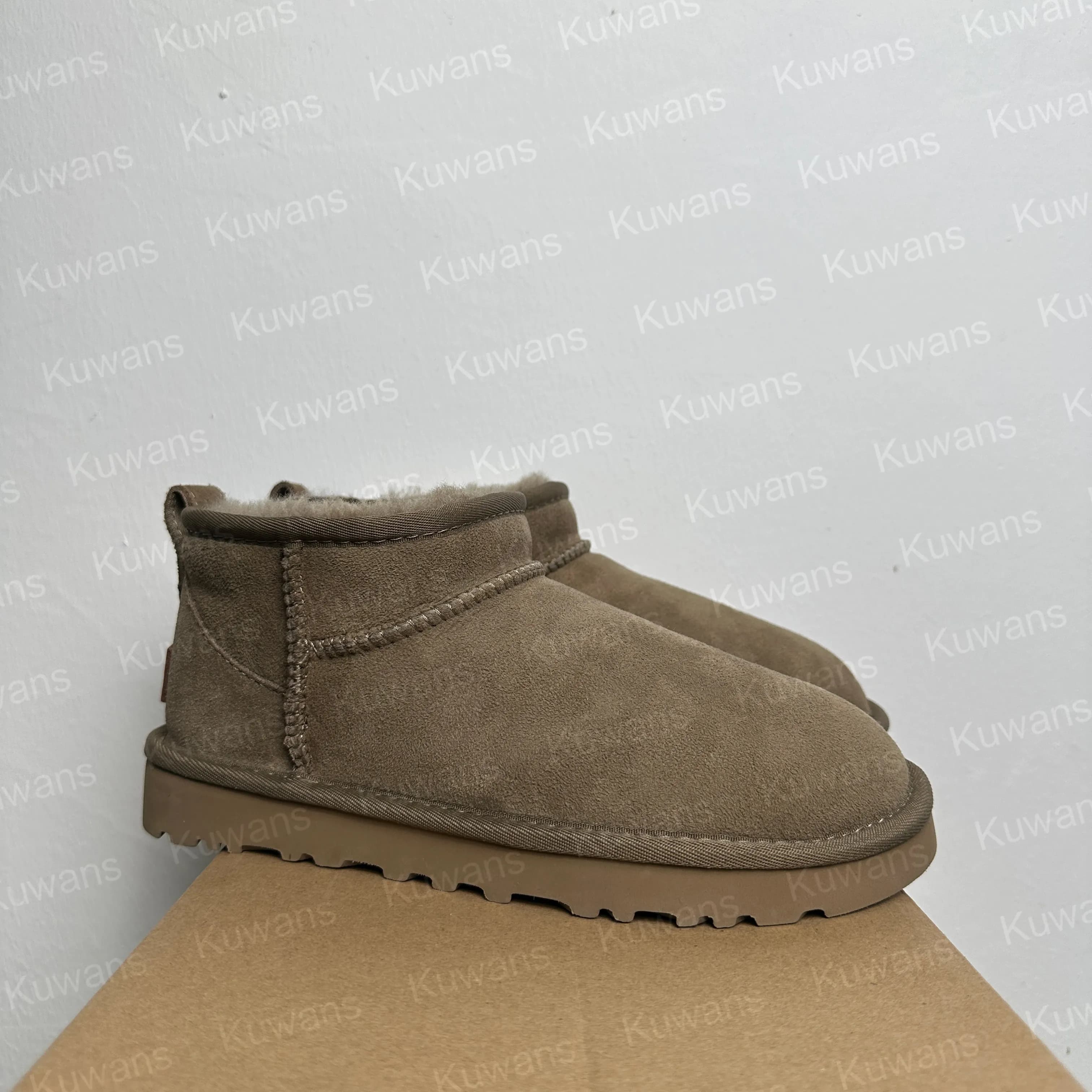 U GG Designer Classic Ultra Mini Bottes de Neige Plateforme Courte Femmes Hommes Fourrure Peau de Mouton Tasman Tazz Chesut Sable Graine de Moutarde