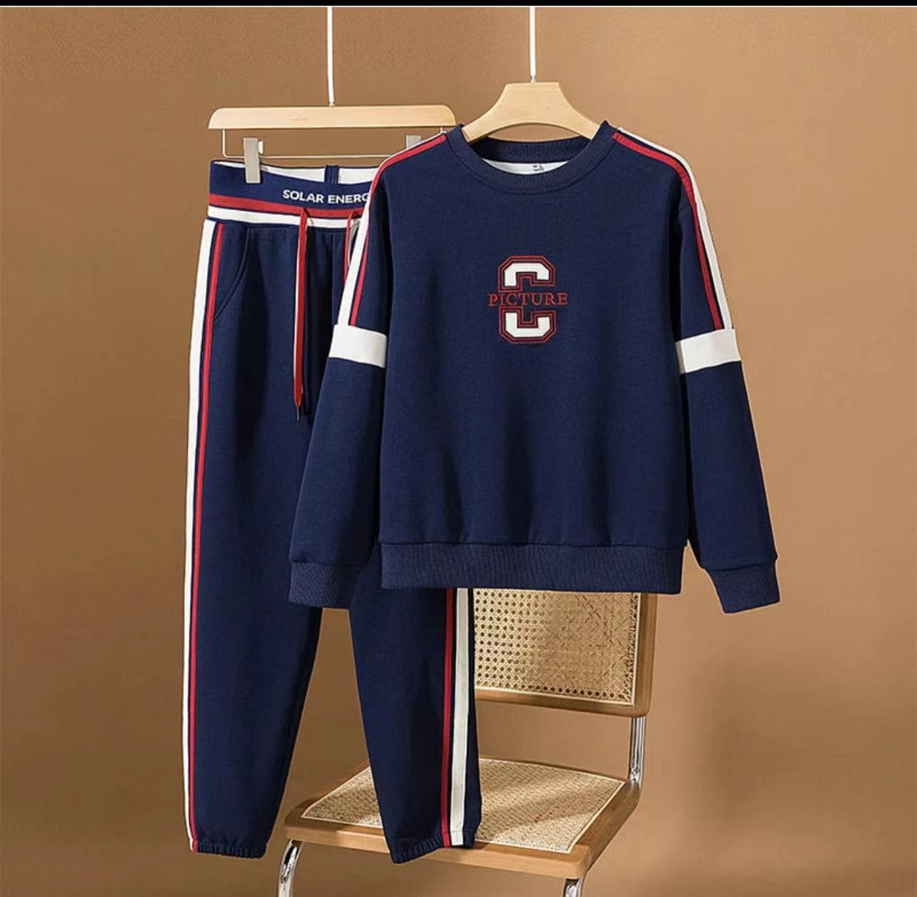 Oversized Sweatshirt & Jogger Pants Set – Trendy Fleece Loungewear For Women (M-4XL, Navy/Beige)