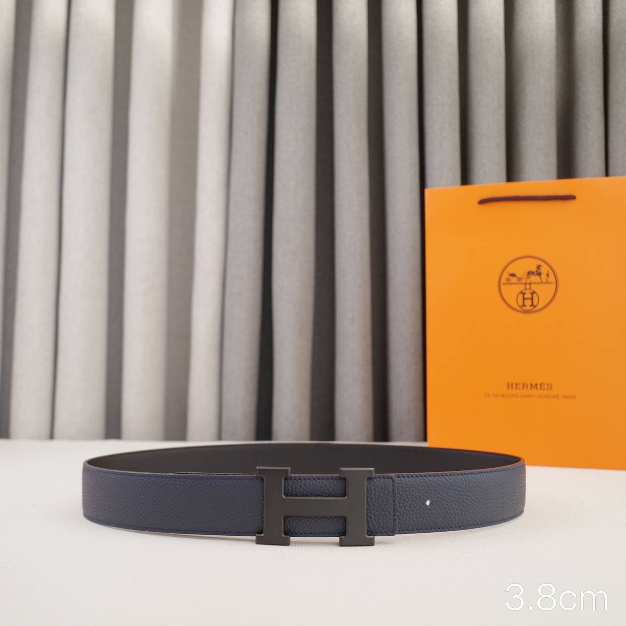 Ceinture d'affaires pour homme en cuir de vache de haute qualité, durable, classique et polyvalente, idéale pour les déplacements quotidiens, cade