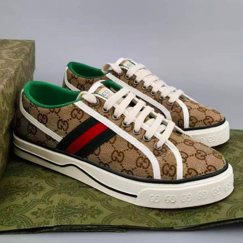 Petites chaussures blanches Guccii : chaussures de sport de luxe pour hommes et femmes, chaussures décontractées, chaussures de prestige Guccii Te