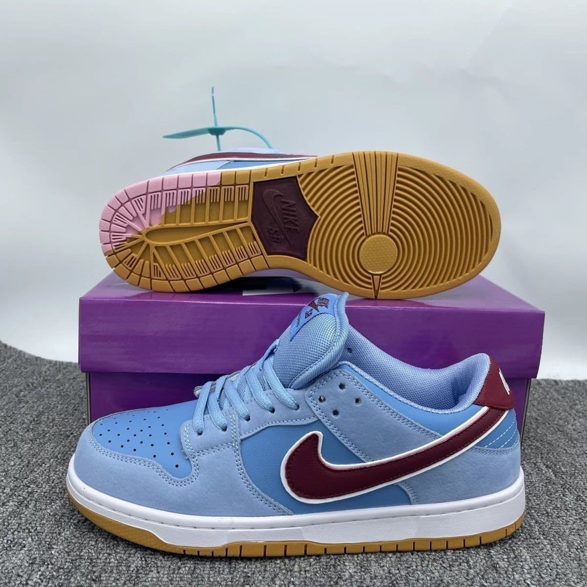 Nouvelles chaussures de skateboard basses grises décontractées en caoutchouc avec lacets à coussin d'air, tendance pour les couples