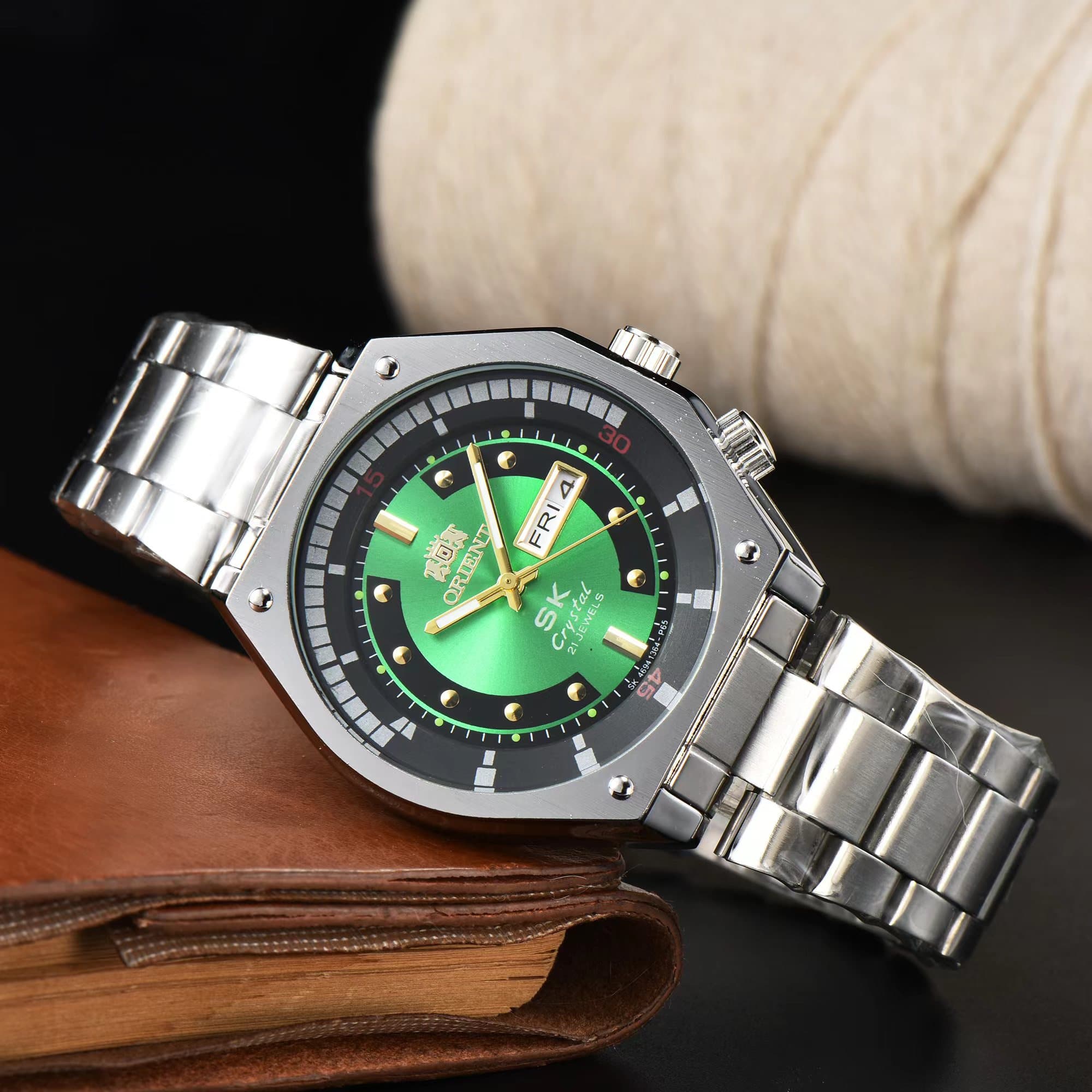 Light luxury models personalized dial brand fashion watches new popular wristwatches