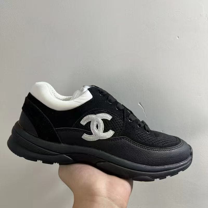 26xx Logo Correct 1 Nouvelle basket en cuir véritable, style décontracté et respirant, semelle épaisse, noir et blanc, panda