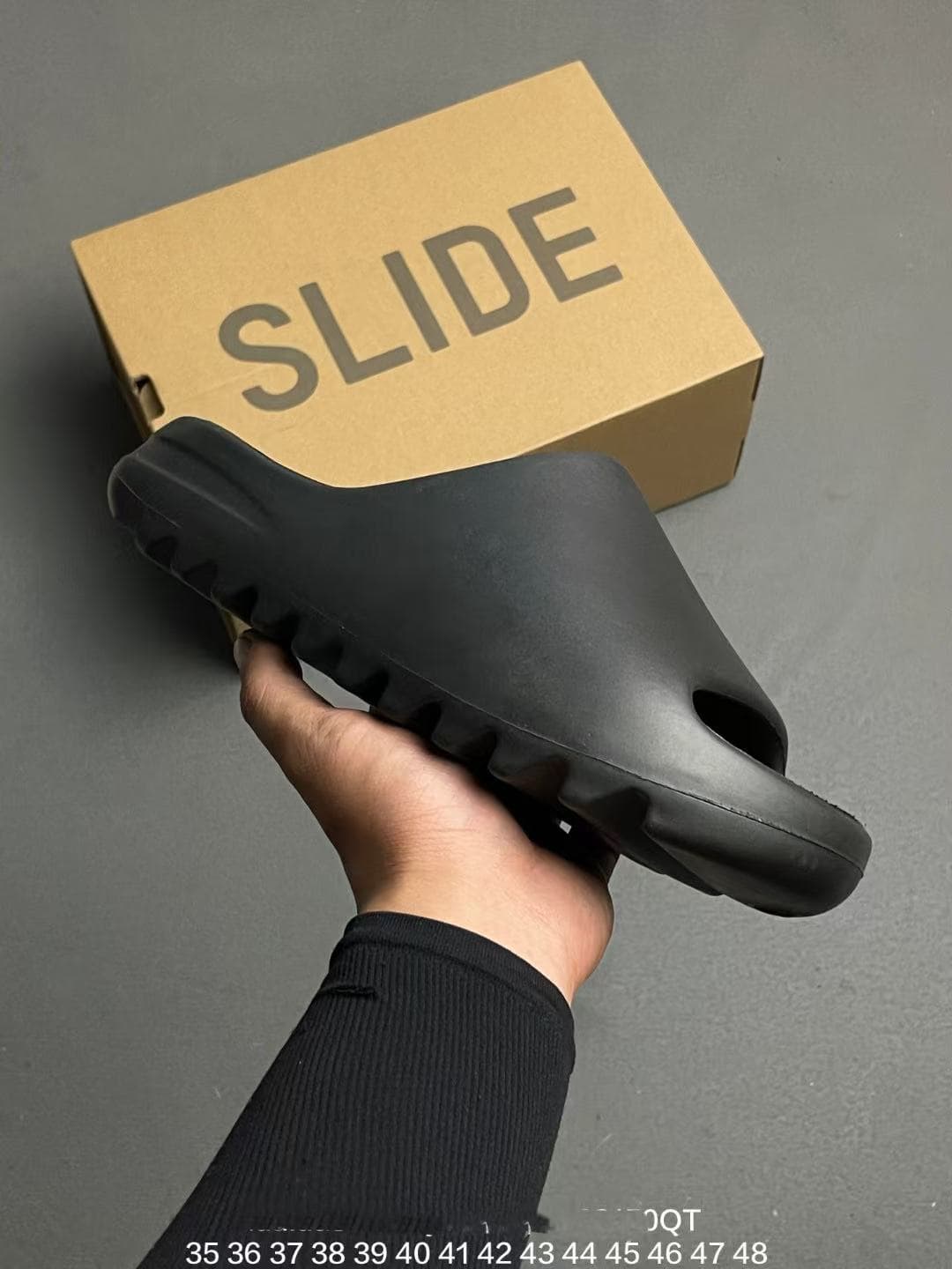 Chaussons Yeezzyy Slide Granite confortables et polyvalents en EVA pour hommes et femmes