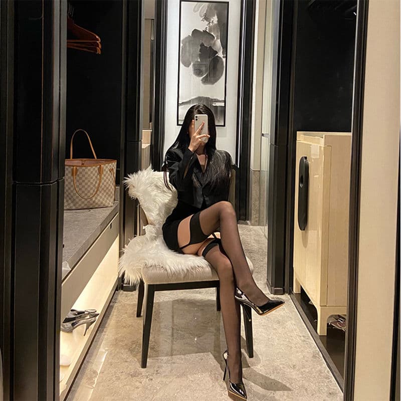 Sexy One-Piece Suspender Socks Red Edge Black Stockings Women Patchwork Contrast Color Mid-High Long Tube Beautiful Legs