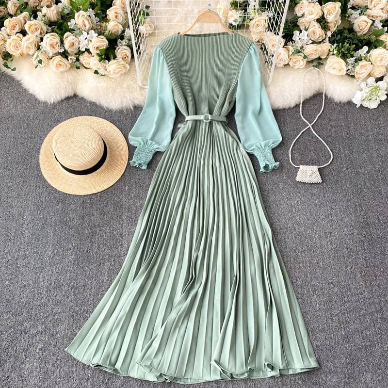 Women's Clothing Retro Temperament Bubble Long Sleeve Halter Neck Backless Waist Slimming Slit Metallic Pleated Dress