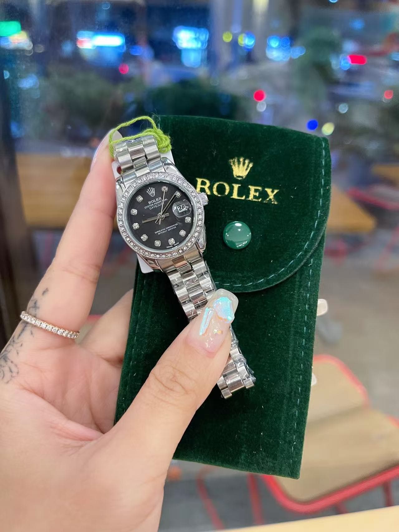Montre femme édition limitée 28 mm, verre saphir AAA serti de diamants, bracelet en acier massif 316, mouvement à quartz, cadeau d'anniversaire.