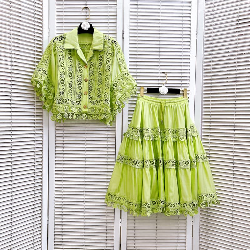 Women's Clothing Retro Autumn New Style Lapel Embroidered Lace Splicing Short Shirt With Large Swing Skirt Suit
