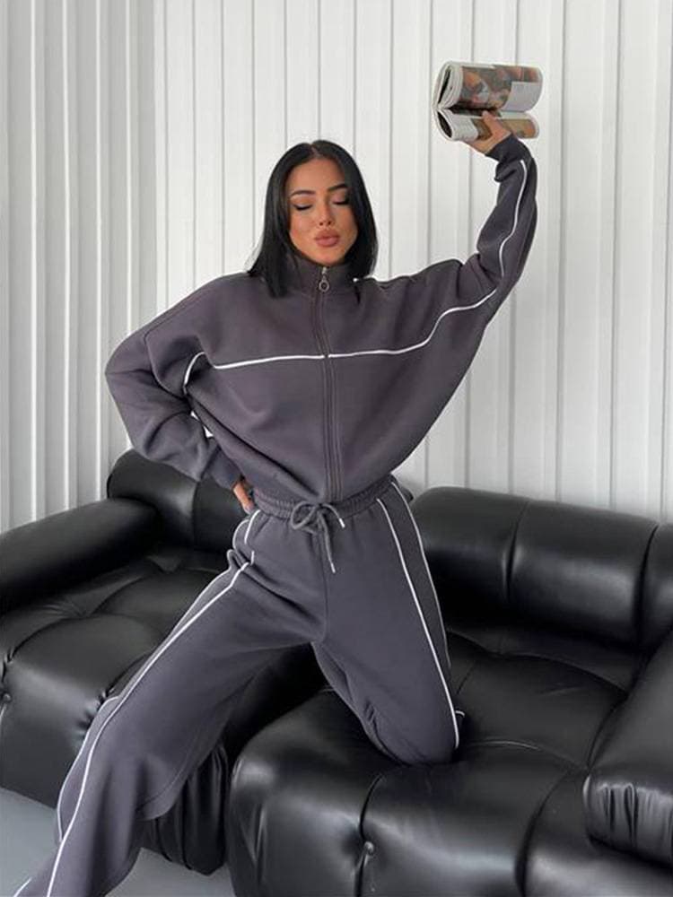 Women's fashion contrasting color lapel casual style jacket wide-leg trousers suit