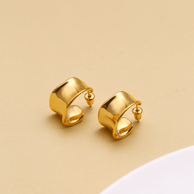 French simple high grade photosensitive surface earrings geometric irregular copper plated real gold earrings silver needle retro earrings