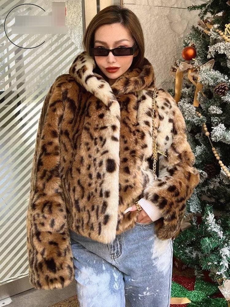 ​​Women's Faux Fur Leopard Print Jacket – Stylish Hooded Coat With Cozy Fleece Lining (S/M/L)​​