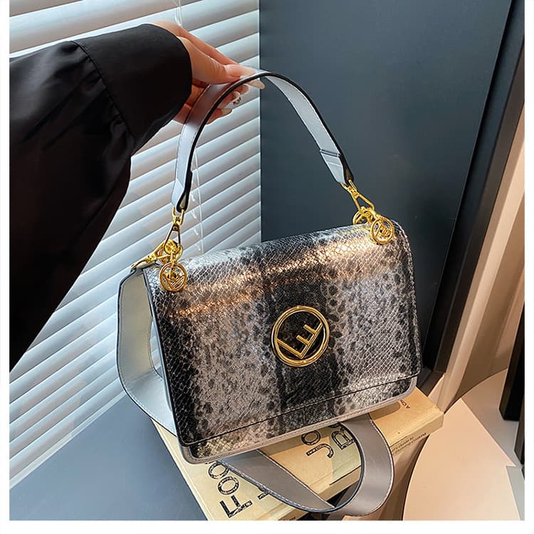 Snake Print Women's Shoulder Crossbody Small Square Bag Retro Style Winter New Fashion Luggage & Bags