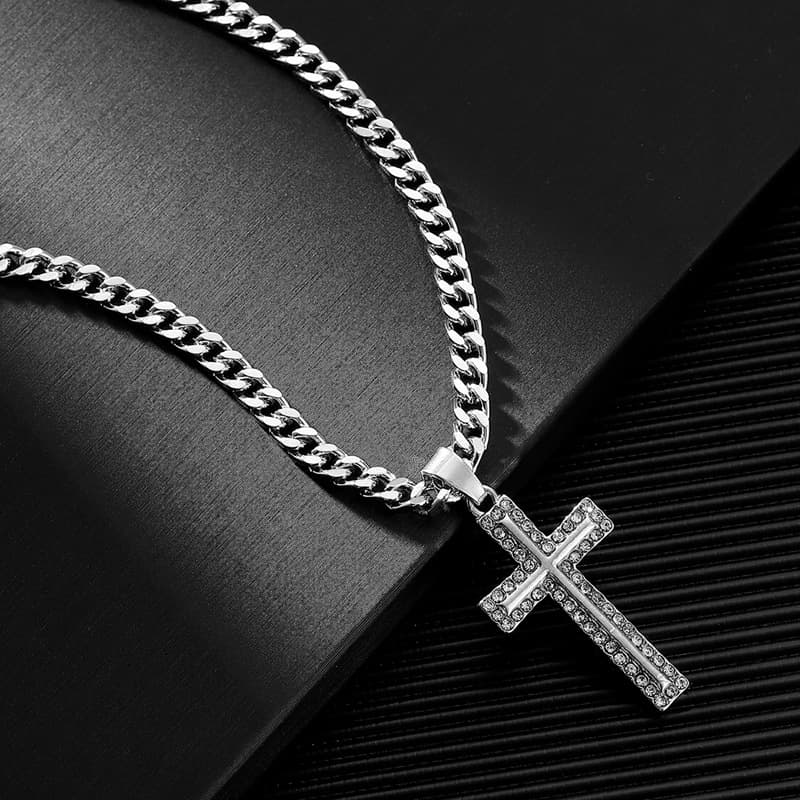 1 collier personnalisé hip-hop tendance avec pendentif en strass transparent, adapté à un usage quotidien pour hommes et femmes