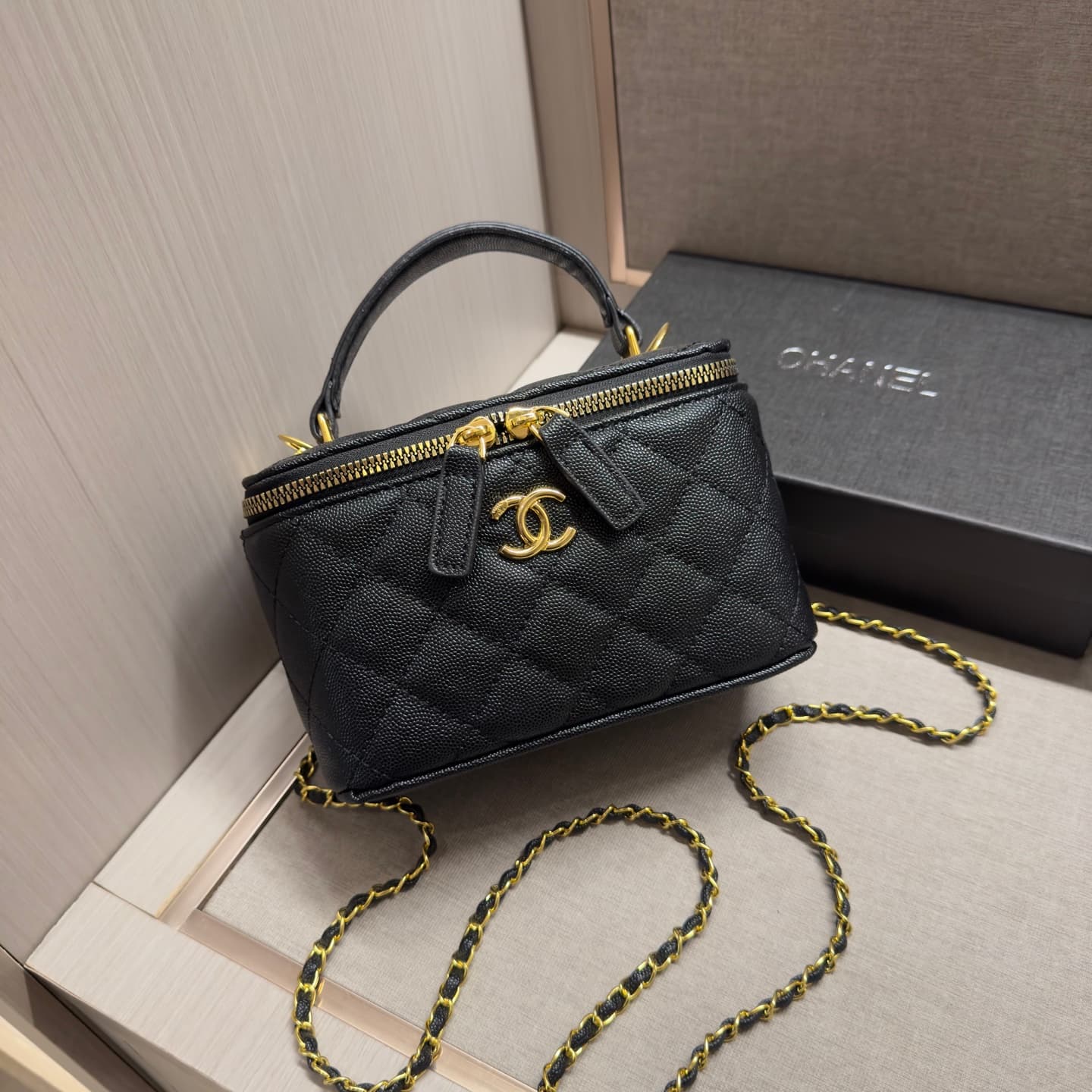 Sac à main matelassé pour femme, mini-boîte à maquillage, sac bandoulière à motif losanges avec poignée supérieure et bandoulière chaîne en