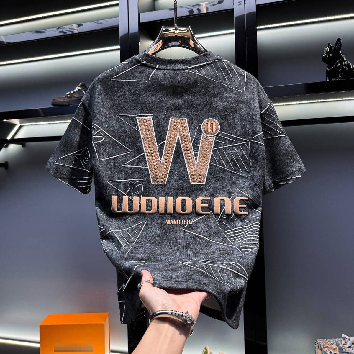 Men's Distressed Short Sleeve T-Shirt Rhinestone Design American Style Summer Fashion Top