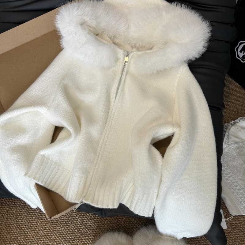 Oversized Zip-Up Hooded Cardigan – Winter Acrylic Knit Sweater With Fur Trim (S-XL, White) – Boho Chic Open-Front Coat​