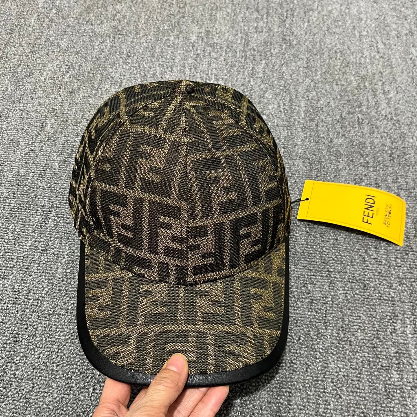 Casquette FENDI pour homme et femme, casquette de baseball tendance et polyvalente, chapeau de soleil pour les sports de plein air