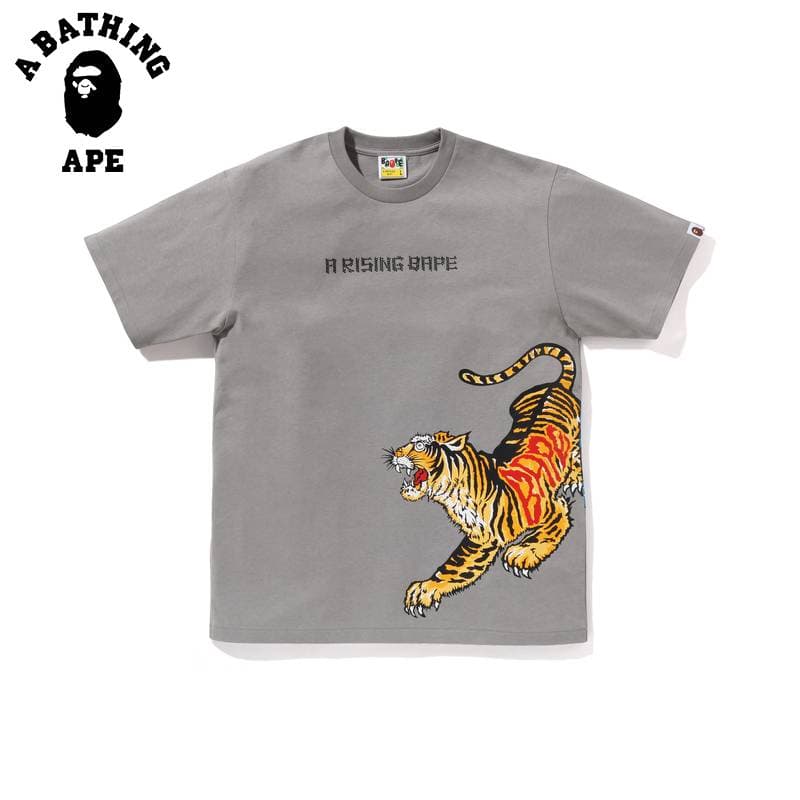 T-shirt à manches courtes imprimé A BATHING APE BAPE - Combat de dragon et de tigre pour homme