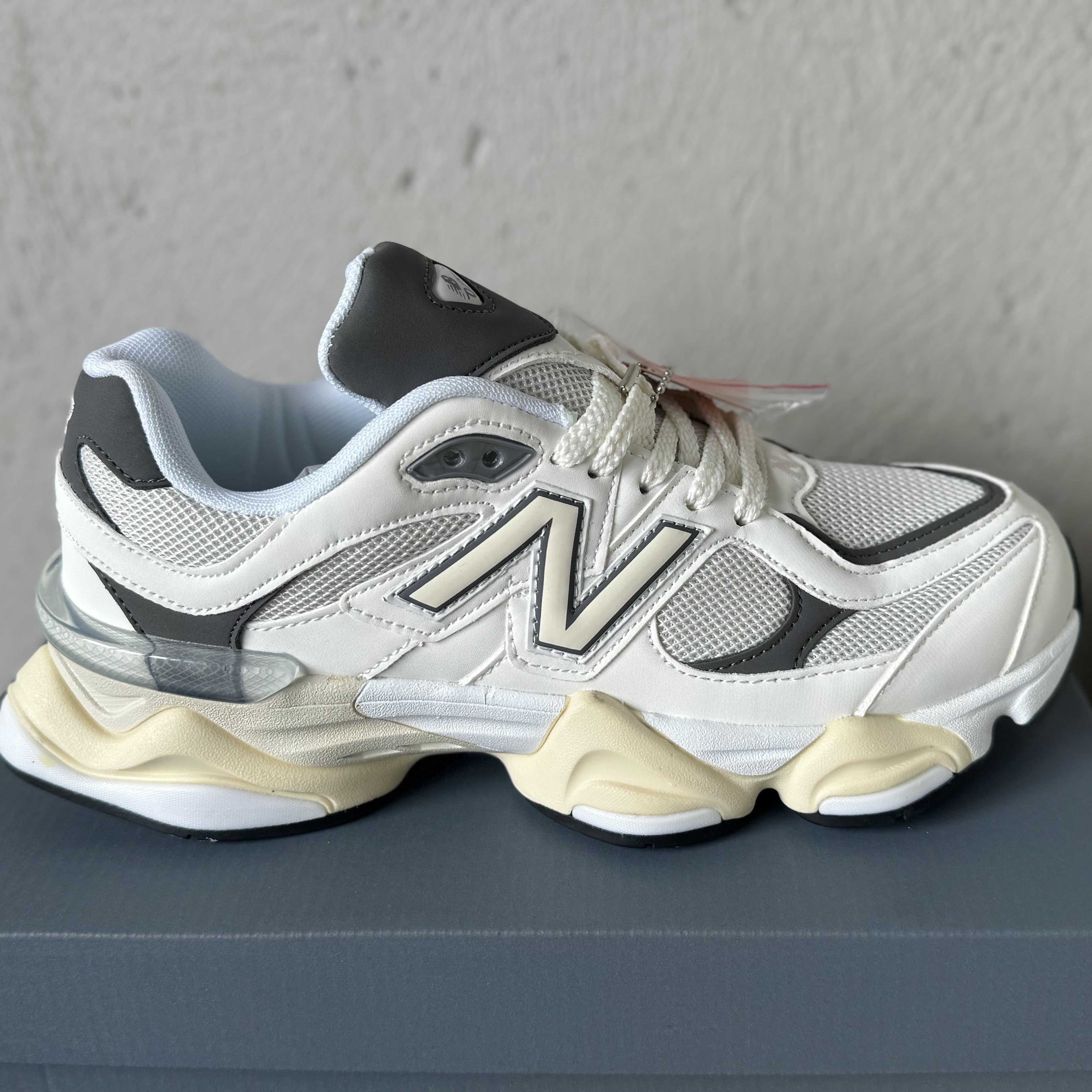 Chaussures Seasons Light-Step All pour le sport décontracté, confortables au quotidien, simples et élégantes, avec amorti et tendance NB9060.