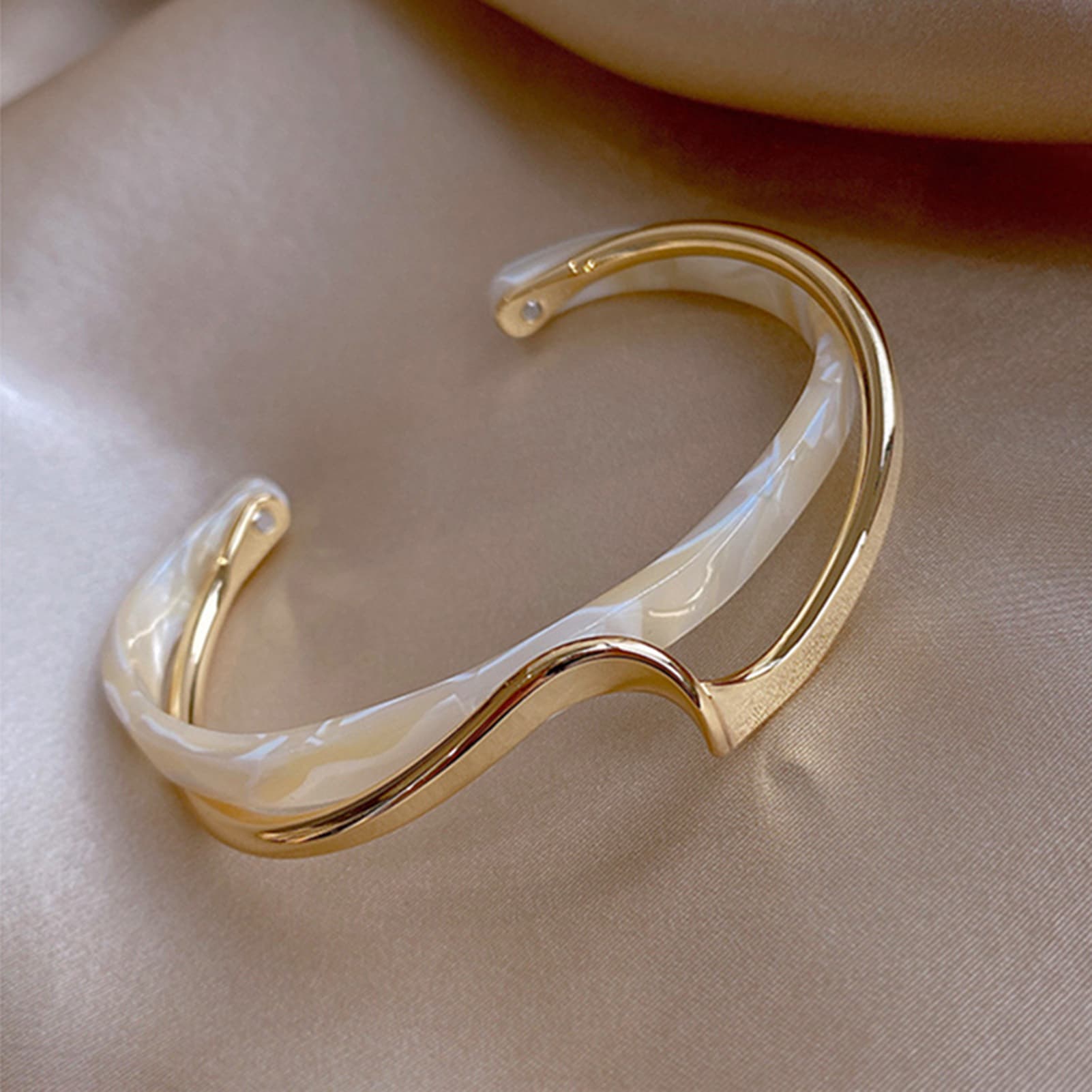 Yamaler Opening Bangle Electroplating Mirror Polishing Shiny Adjustable Opening Double Layer Simple White Board Bend Bracelet Daily Wear