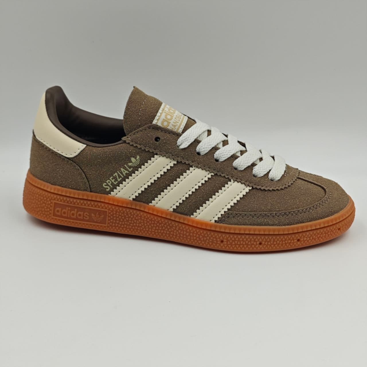 Chaussures de skate basses confortables, antidérapantes et résistantes à l'usure pour hommes et femmes Og