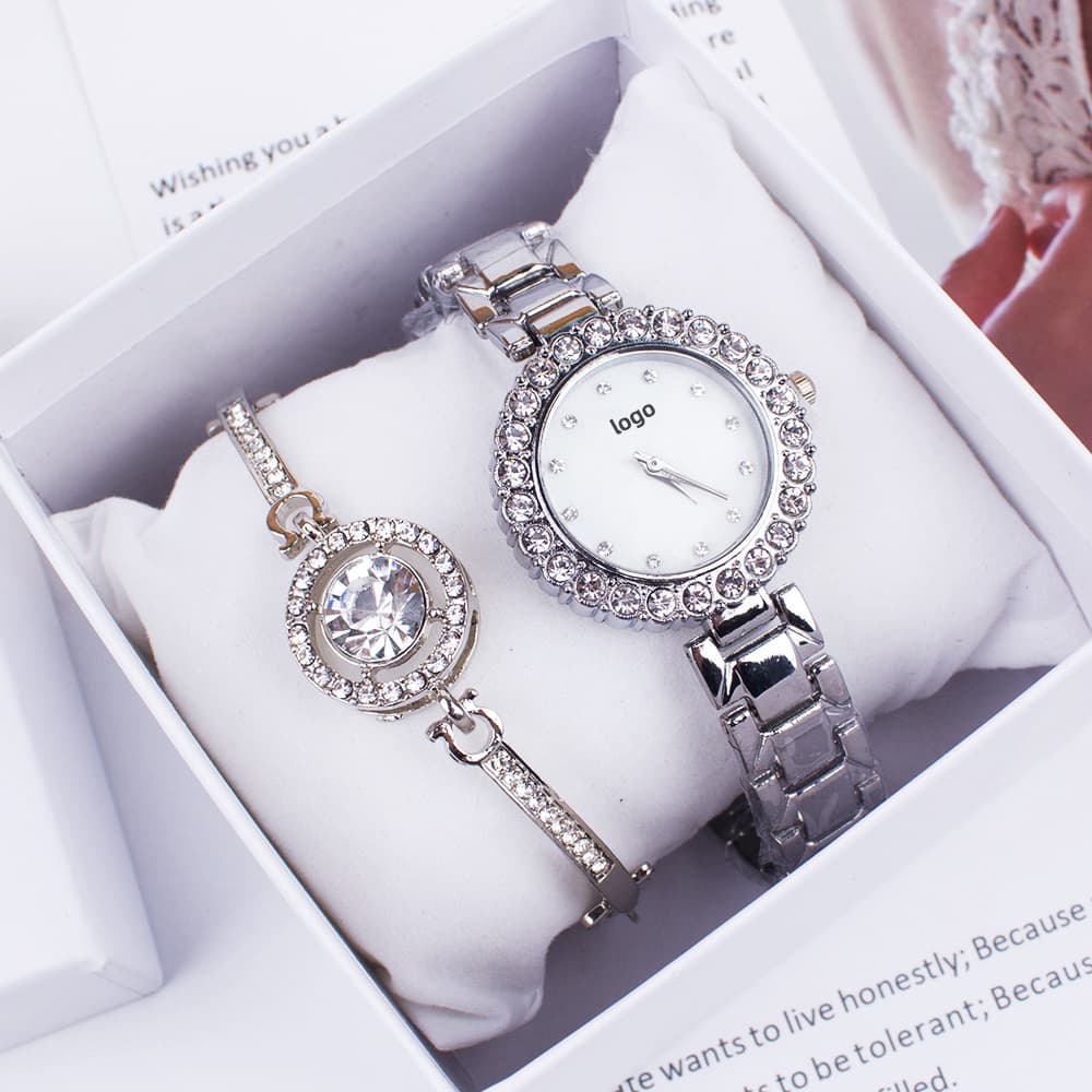 2023 New Hot Selling Bracelet and Watch Fashionable and Minimalist Girl Gift Gift Set for Girlfriends