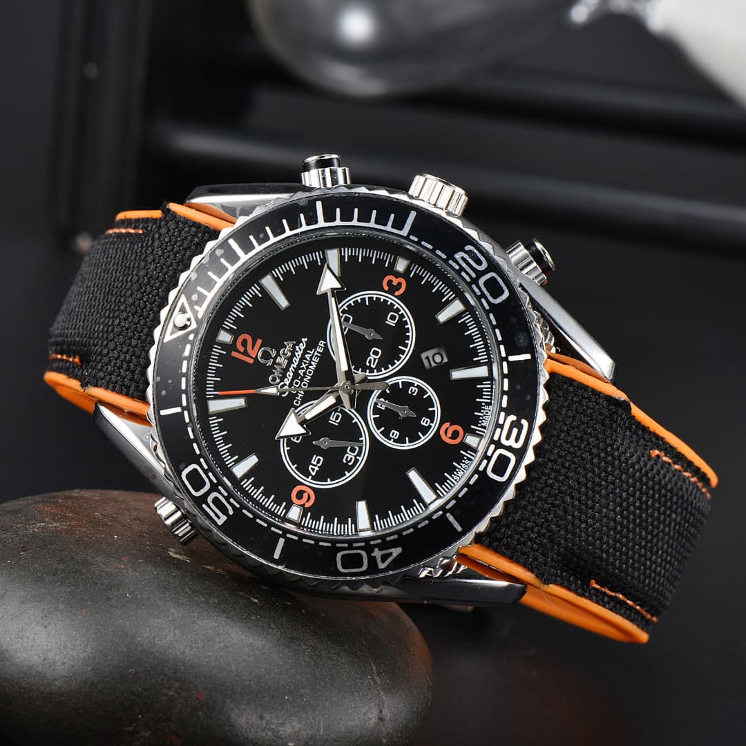 Montre Seamaster Fashion Collection à cadran noir : une montre d'affaires élégante en acier inoxydable