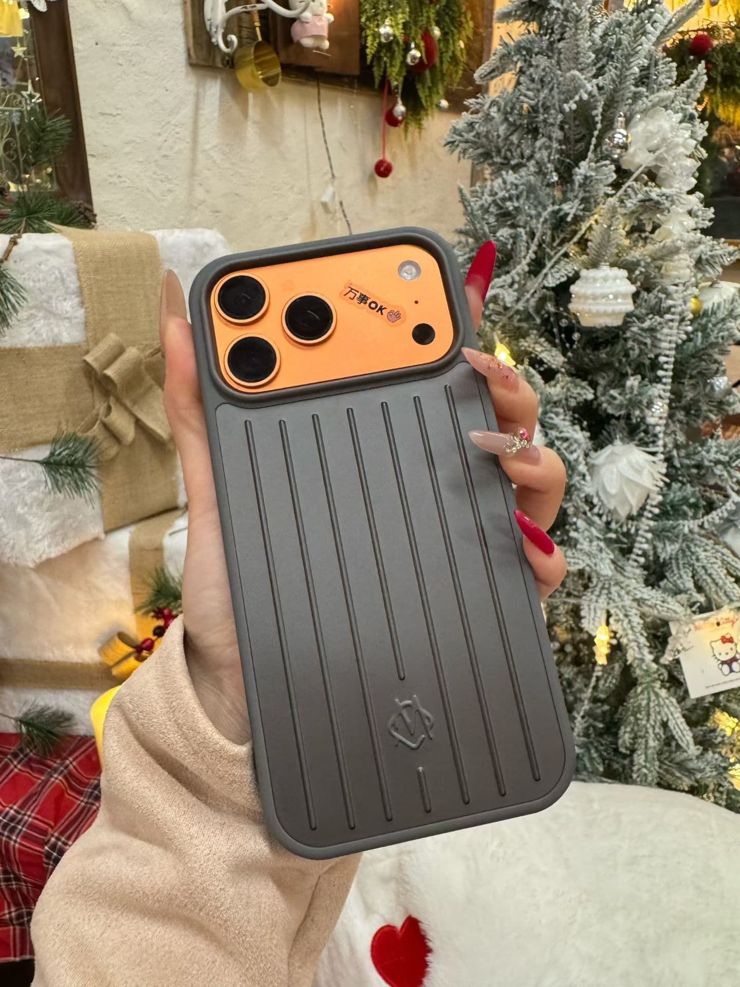 Étui en alliage d'aluminium compatible avec iPhone 16 Pro Max, iPhone 15 et 14, protection intégrale tendance.