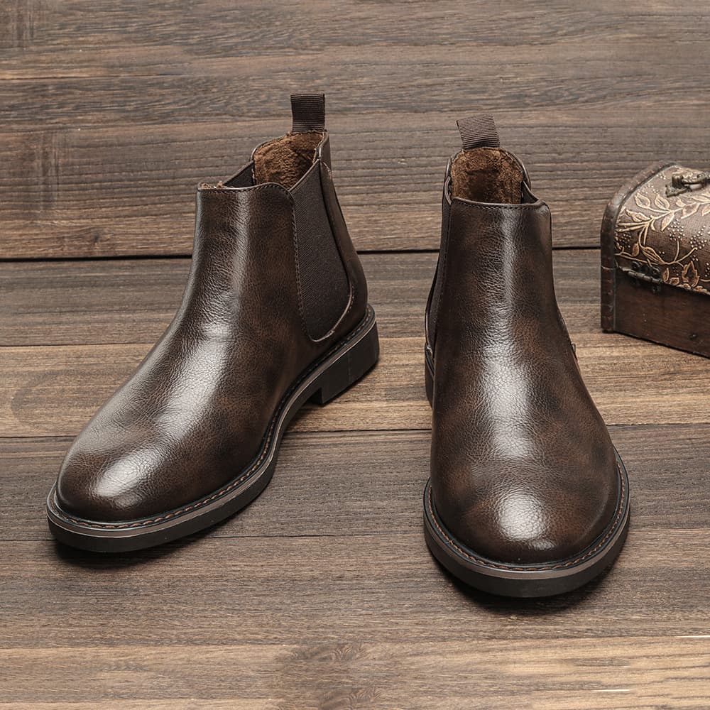 Men's Shoes Autumn New Men's Leather Shoes Slip On Leather Boots Distressed British Business Low Heeled Slip On Shoes Chelsea Boots For Men
