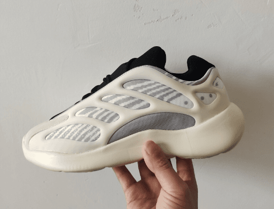 Chaussures Coconut Shoes 700v3, chaussures de papa, style couple, squelette lumineux, commerce extérieur, baskets Putian, baskets tendance pour homm