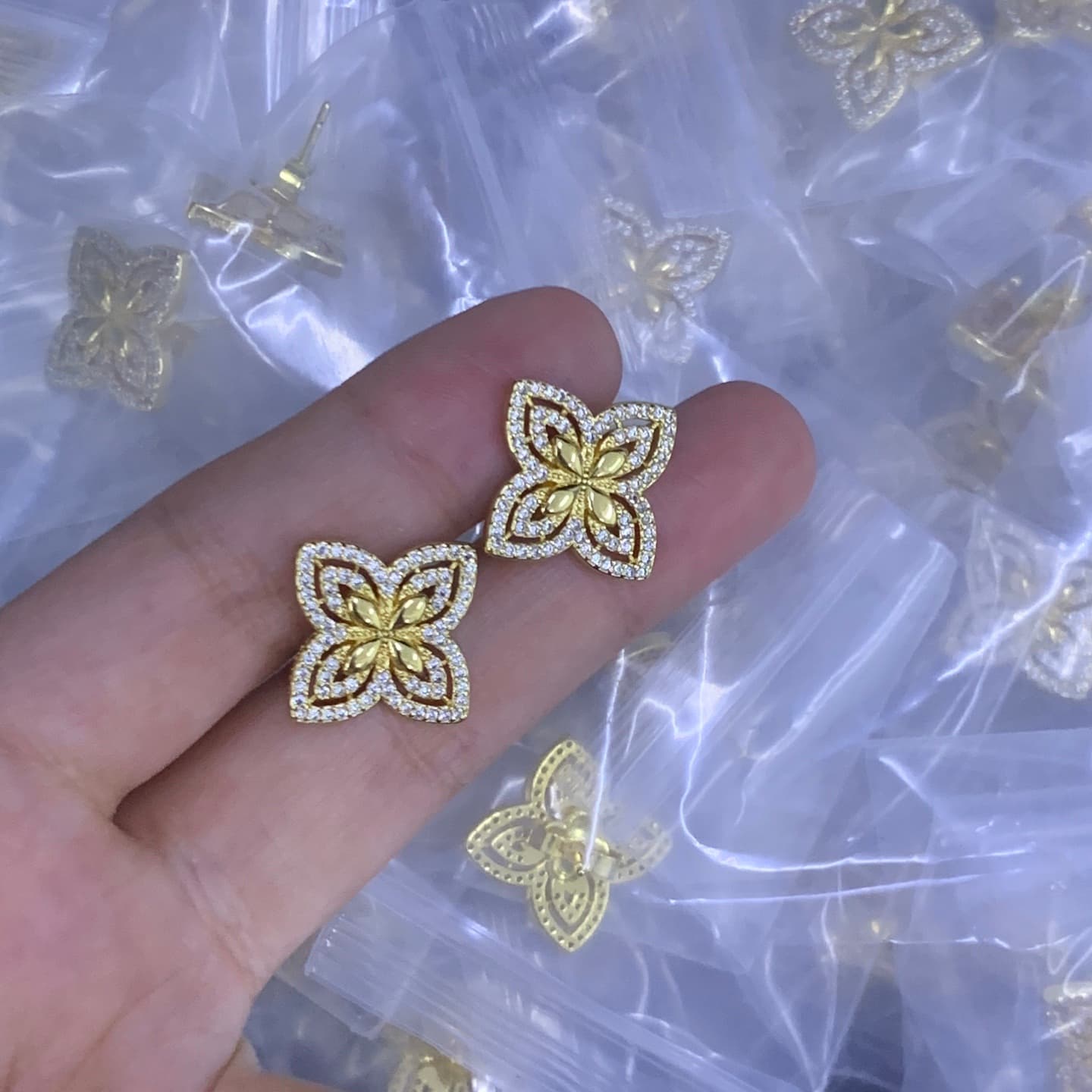 Luxury Brand Four-leaf Clover Earrings Luxury Jewelry Ladies New Trend Luxury Earrings