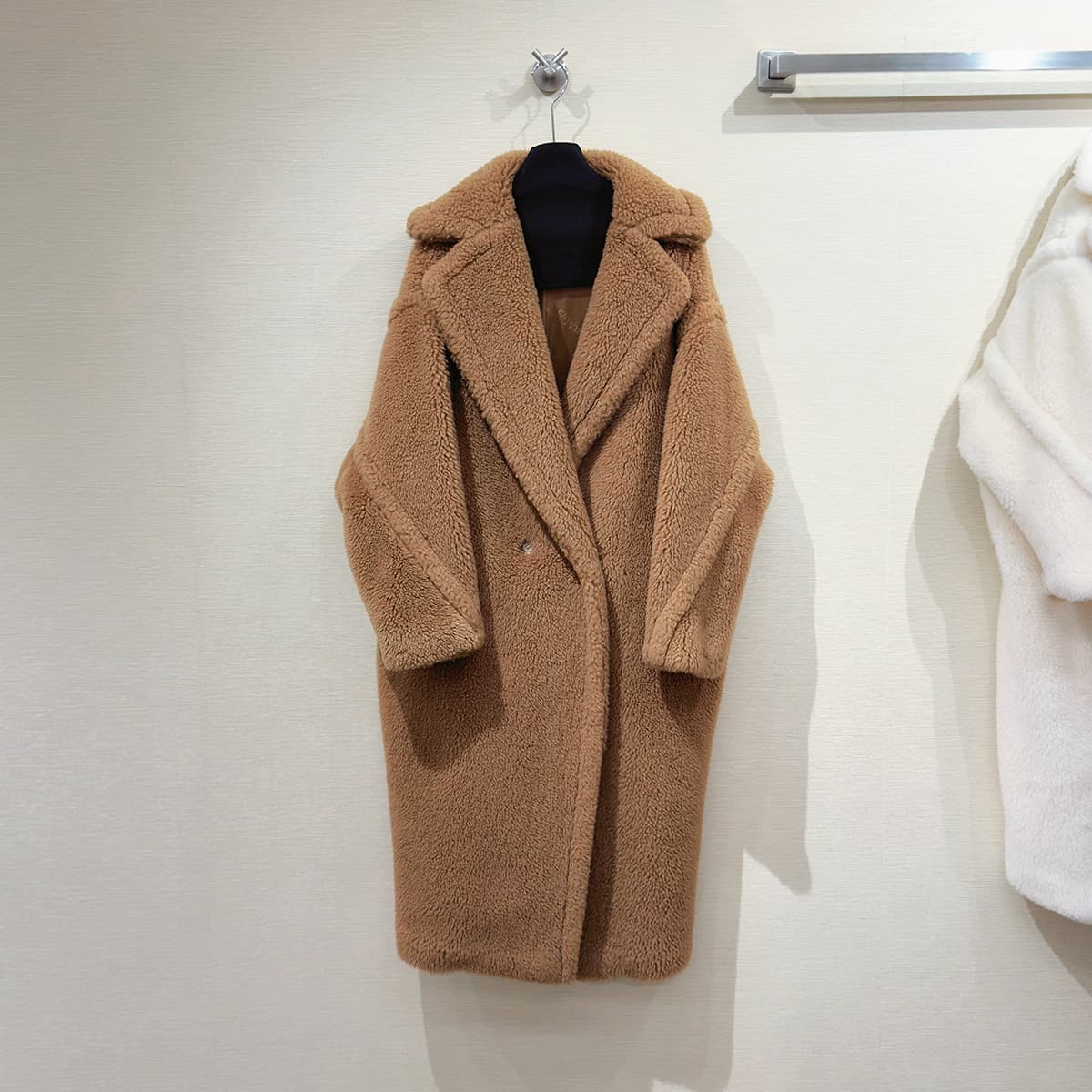 Bear Coat For Women, Loose Fit Teddy Jacket, MAX Parent Style Winter Wear, Fur Grain Sheep Wool Integrated