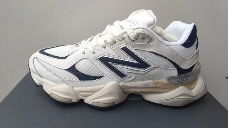 Chaussures de sport décontractées et coupe-vent pour toutes les saisons, confortables au quotidien, simples et élégantes, absorbant les chocs, 90