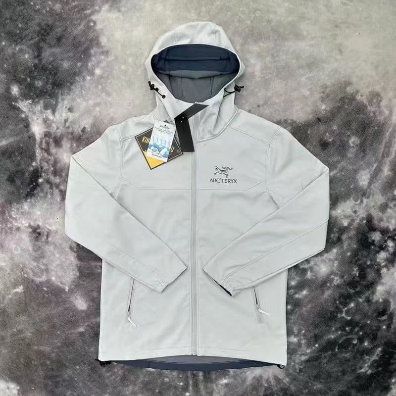 Combinaison coupe-vent imperméable de randonnée en plein air pour hommes et femmes, veste d'assaut de même style à clipser