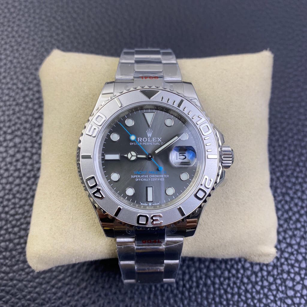 Mouvement automatique série 2813 Taille : 40 mm Bracelet en acier 904