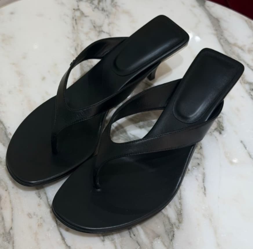 Escarpins à talons aiguilles à semelles rouges de style français, européens et américains, chaussures sexy à bout pointu et talon bas, talons h