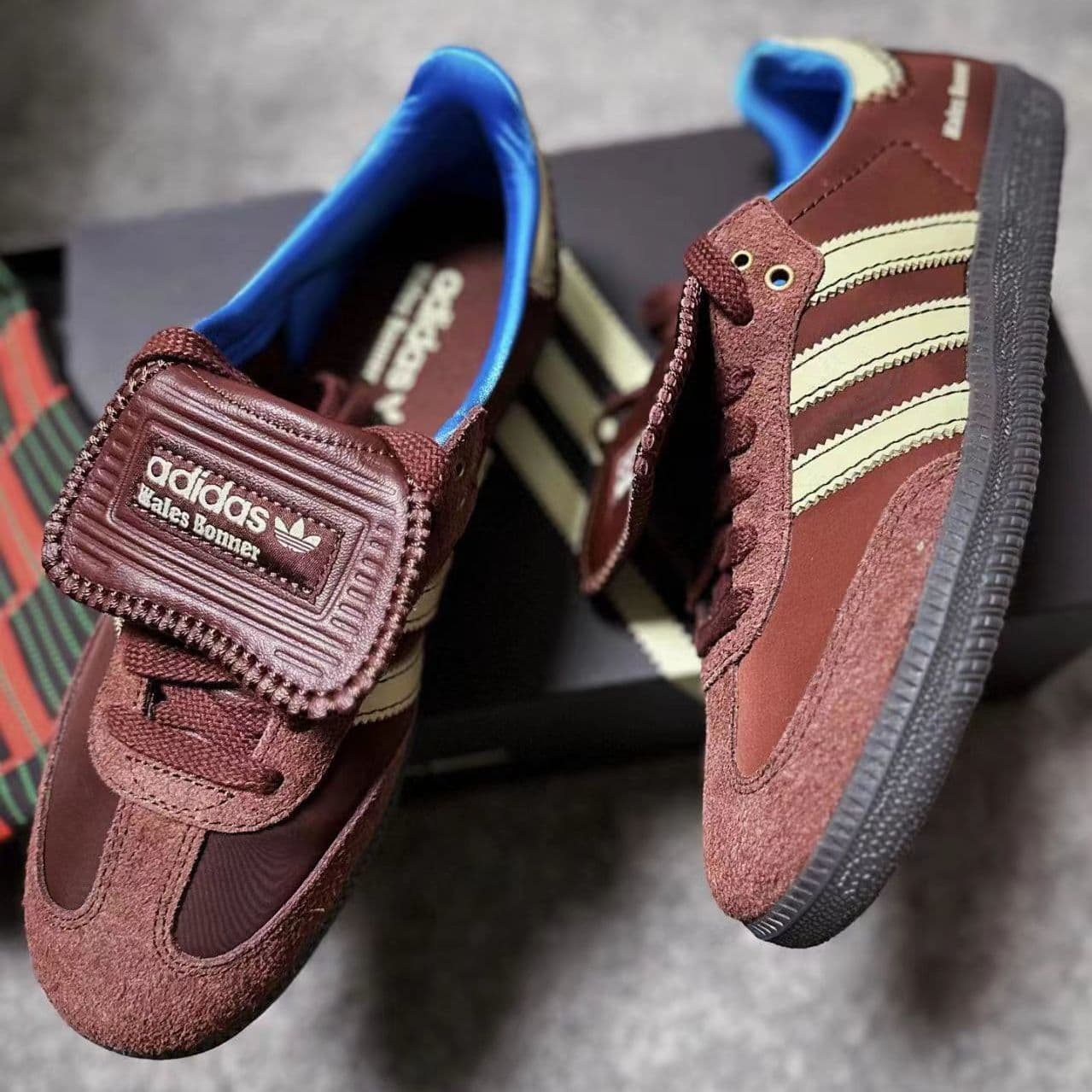 2024 Été Nouveau Pure Original Samba Clover Léopard Imprimé Crin De Cheval Baskets Couple Polyvalent Un Pied Chaussures Décontractées