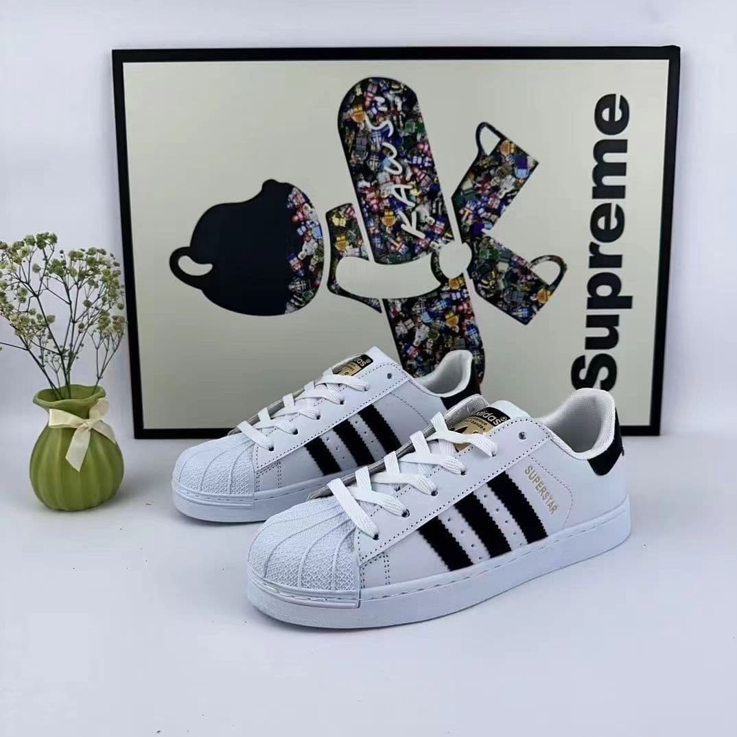 Shell Head Black Casual Board pour hommes et femmes sur le campus, chaussures de sport blanches polyvalentes, simples et à la mode