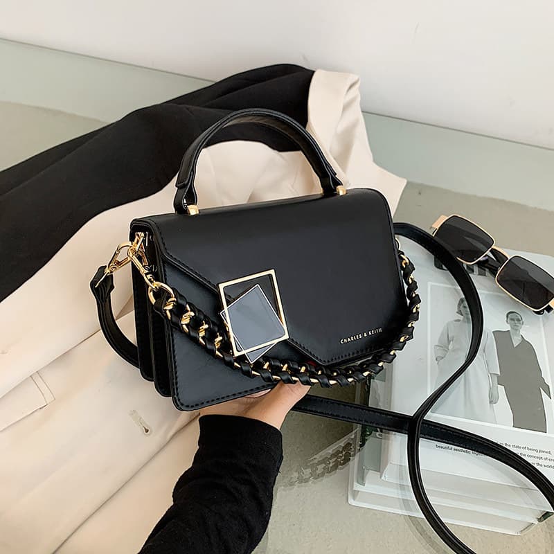 2023 new fashion trend shoulder satchel handbag handbag Europe and the United States wind female small square bag