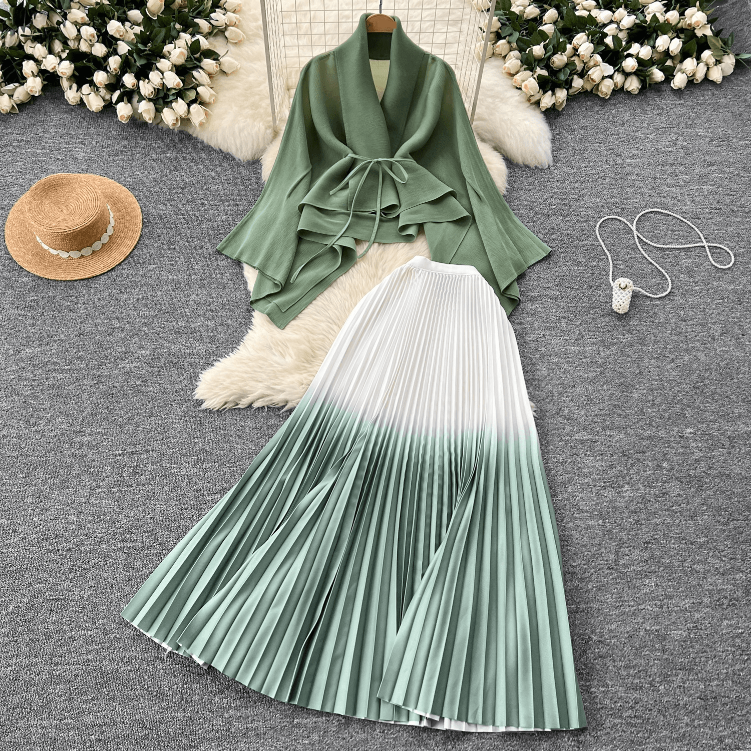 Women's Clothing Fashion Gradient Color Suit Loose Strap Waist Pleated Top High Waist Pleated Skirt