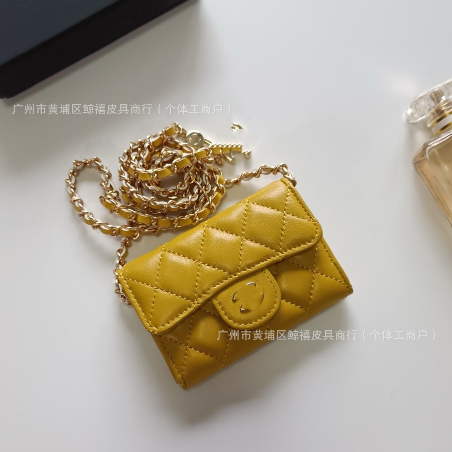 Porte-monnaie classique à rabat en cuir caviar, mini porte-cartes, sac banane matelassé, porte-cartes
